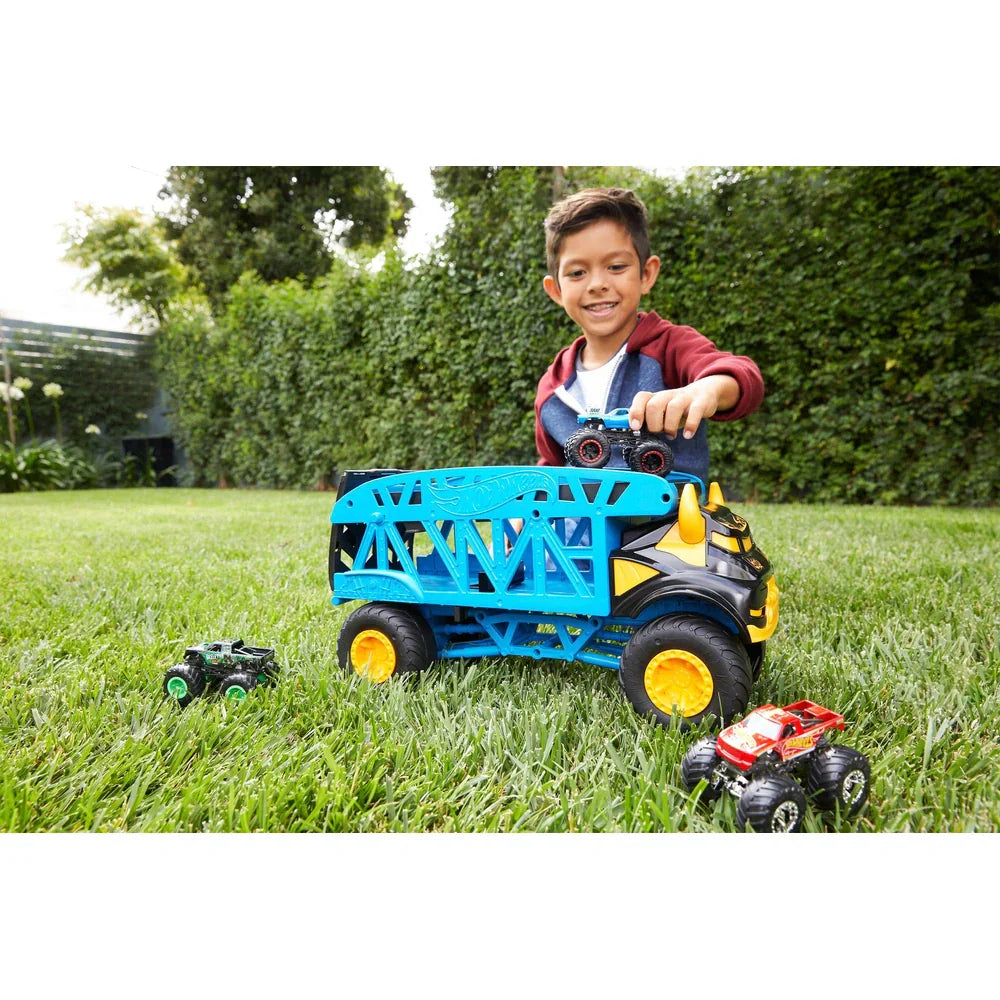 Hot Wheels - Monster Trucks Transporteur Monster Mover avec 3 Véhicules