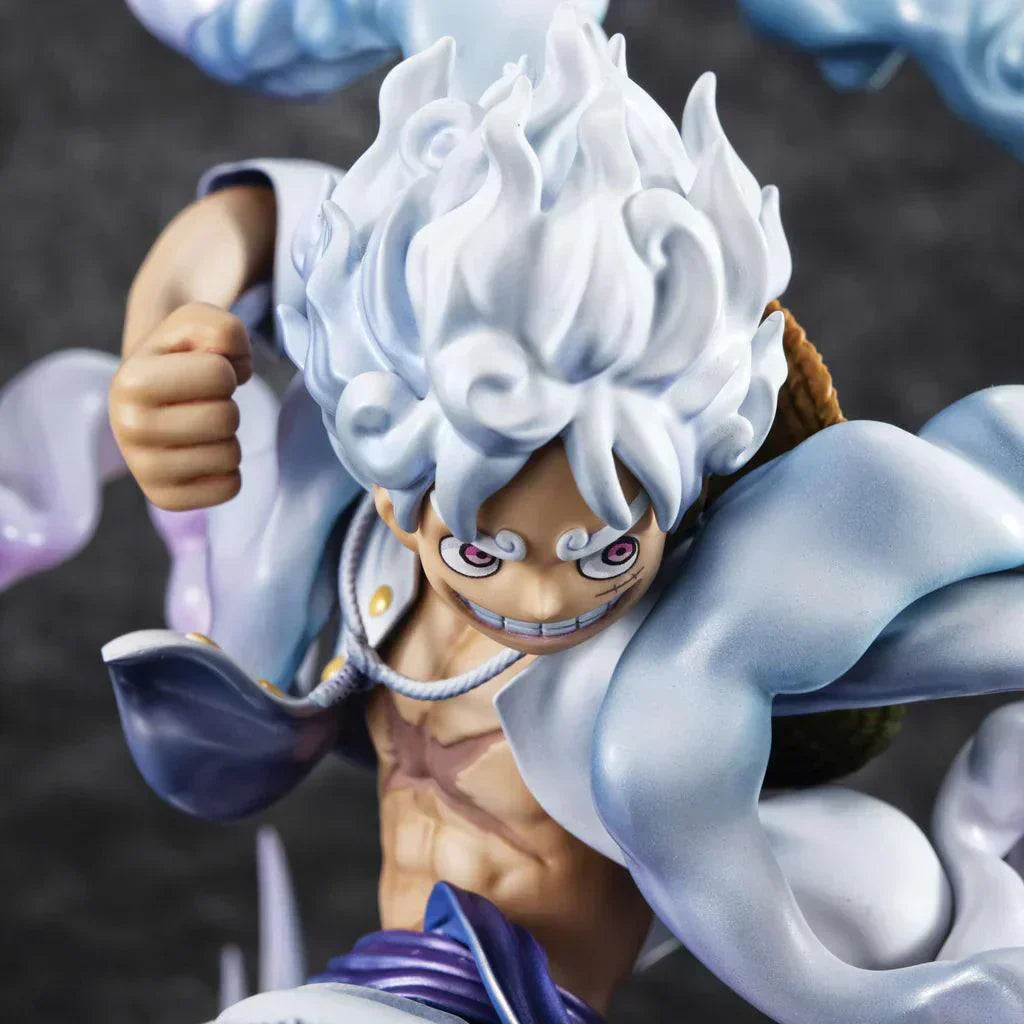 Figurine One Piece - Luffy gear5 punch - Anime Town