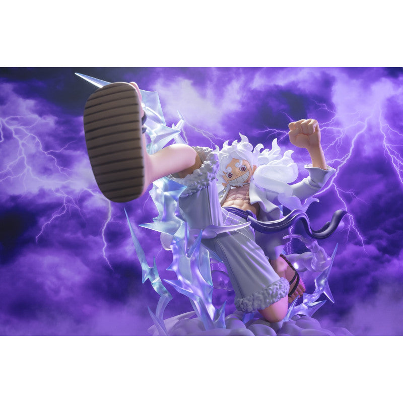 Figurine One Piece - Luffy Gear 5 Giant - Anime Town